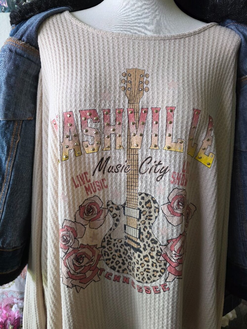 Women's Nashville, TN Vintage Shirt